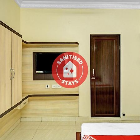 Oyo Flagship 84655 S S Guest House コルカタ エクステリア 写真