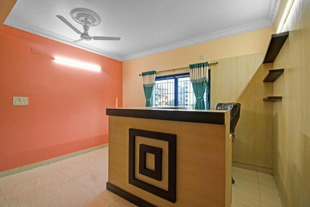 Oyo Flagship 84655 S S Guest House コルカタ エクステリア 写真
